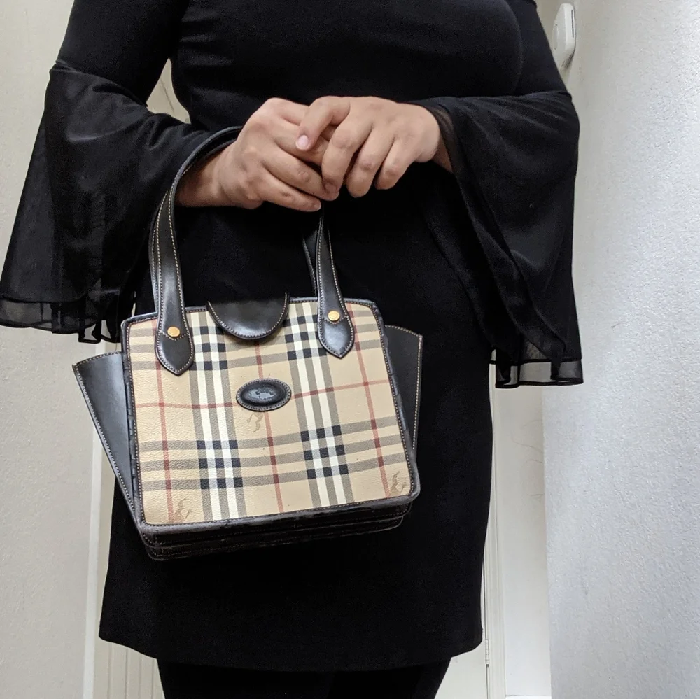 Authentic Burberrys Nova Check Shoulder Hand Bag